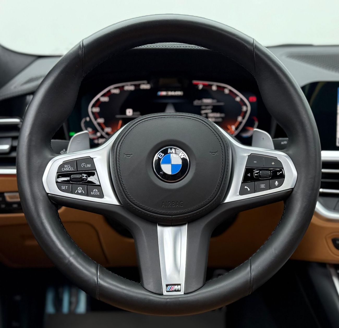 بي أم دبليو M340i Std 3.0L 2021 BMW M340i xDrive, 2025 BMW Warranty, 2026 BMW Service Pack, Excellent Condition, GCC