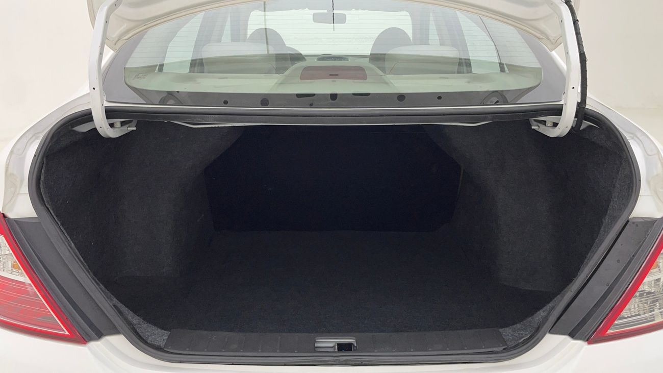 Nissan Sunny SV 1.5 | Zero Down Payment | Home Test Drive