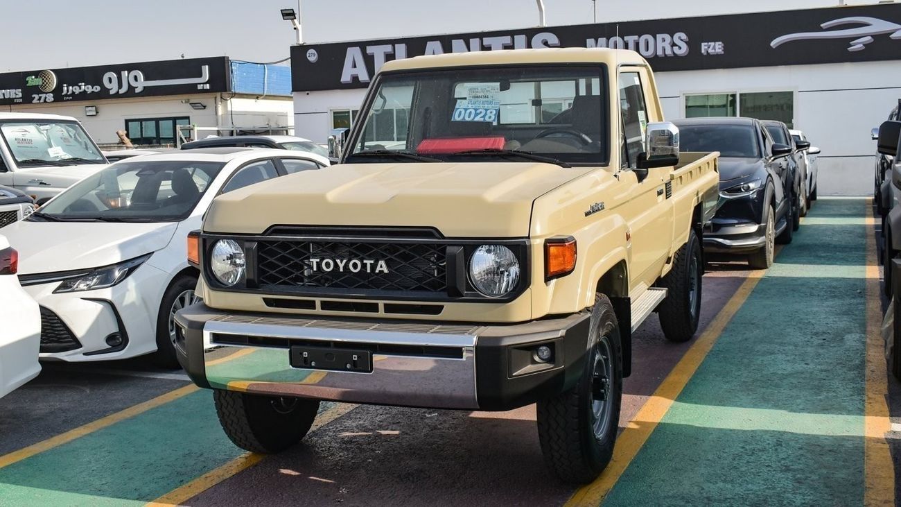 Toyota Land Cruiser Pick Up 4.0L V6 Petrol Single Cabin A/T
