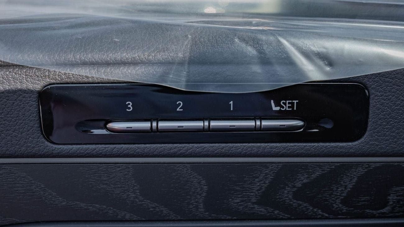 Lexus LX 600 2025 Lexus LX600 Over-Trail 3.5L AT Petrol (Green)