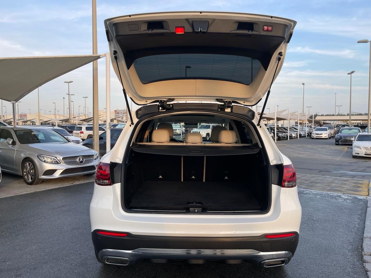 Mercedes-Benz GLC 300 4MATIC Mercedes GLC 300 _American_2022_Excellent Condition _Full option