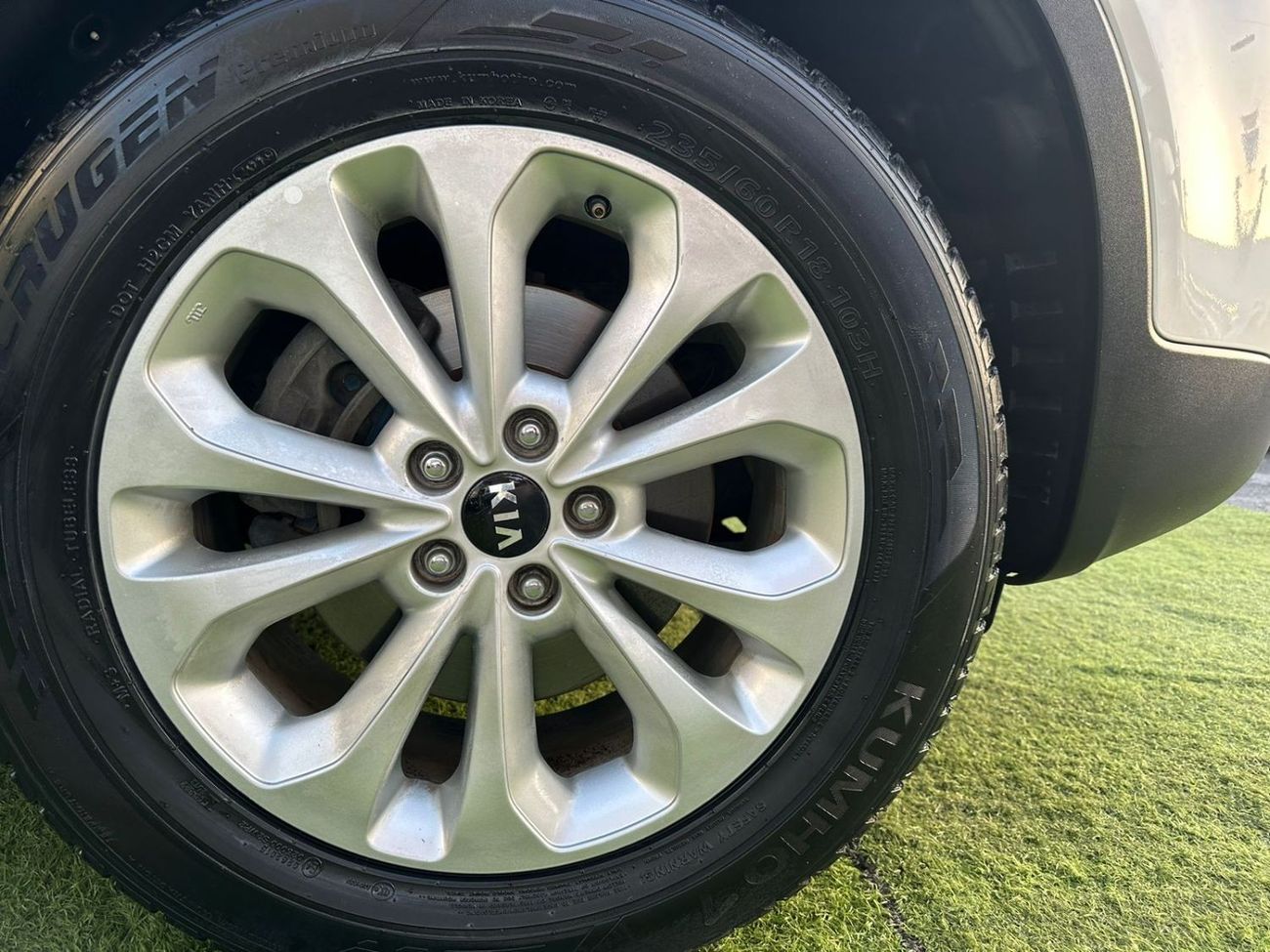 كيا سورينتو LX 4 سلندر بدون حوادث خليجى