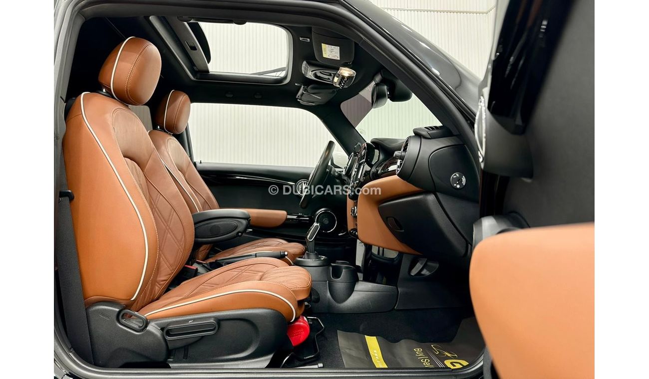 Mini Cooper S 2021 Mini Cooper S (JCW Kit) Rare Interior Colour, Full Service History, Warranty, GCC