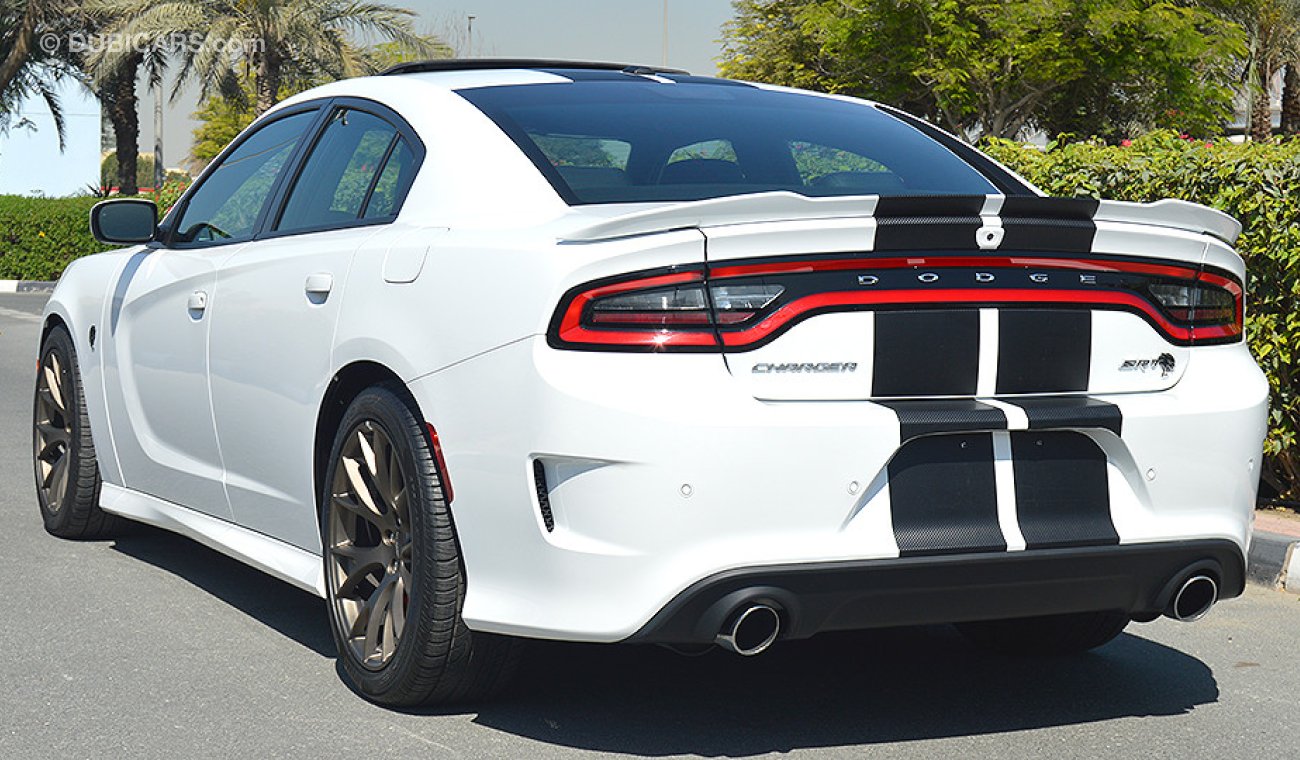 Dodge Charger Hellcat, 6.2L Supercharged HEMI, V8, 0km, GCC Specs with 3 Yrs or 100K km Warranty