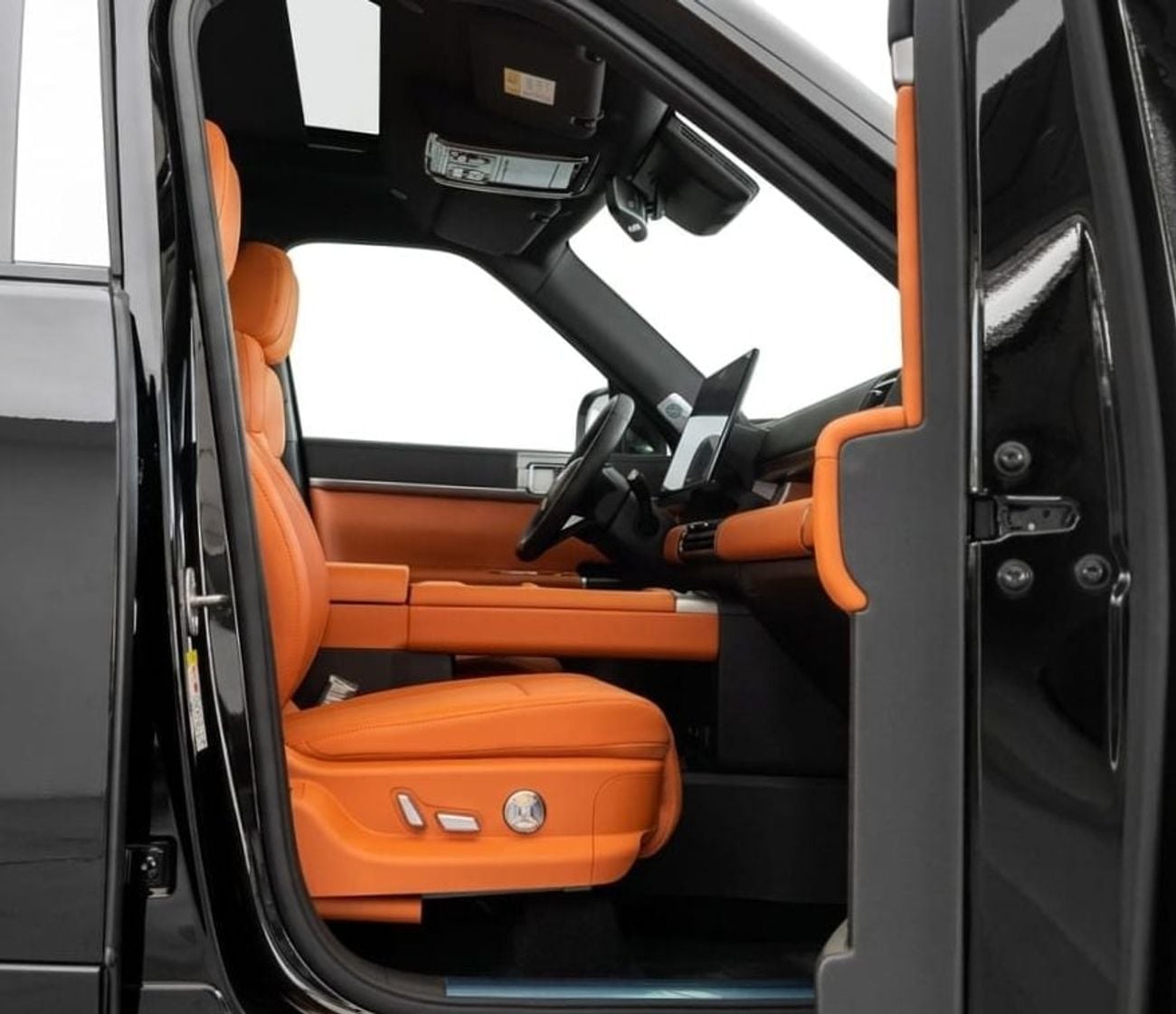 بي واي دي ليوبارد 7 STD  (NON GCC) MAX 5 SEATER-HYBRID