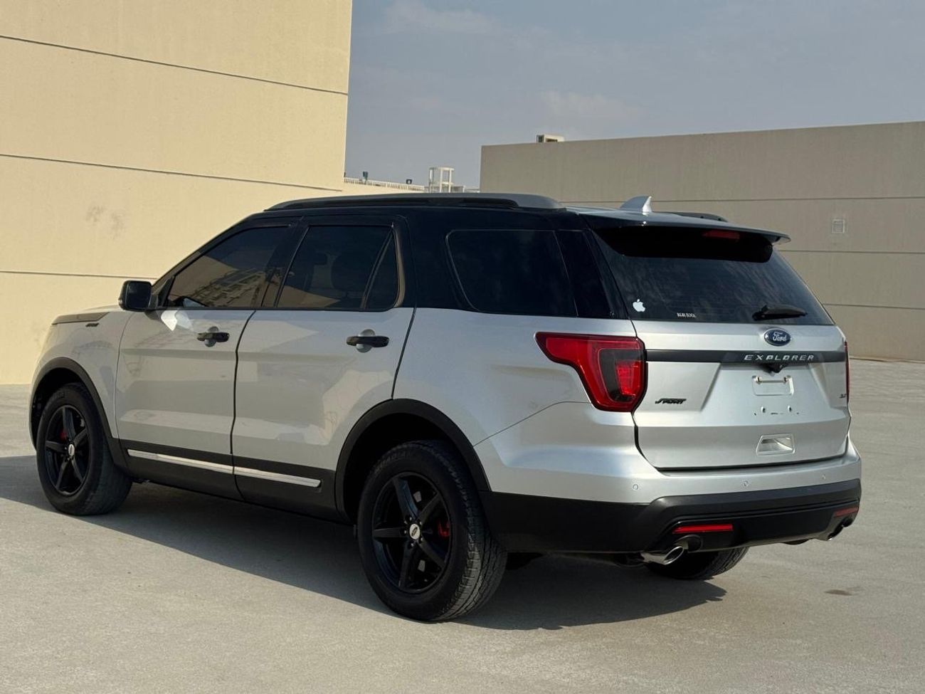 فورد إكسبلورر 2016 Explorer XLT- Panoramic Full Option,GCC