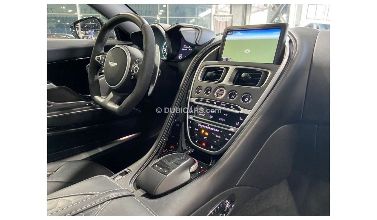 Aston Martin DBS Superleggera