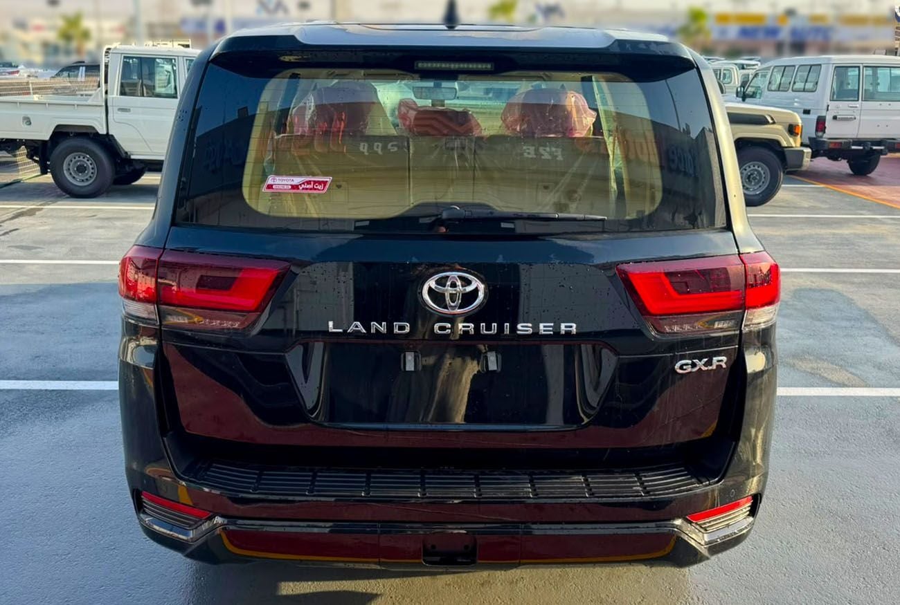 Toyota Land Cruiser GXR 2026 GXR - Automatic . Petrol . SUV/Crossover . All Wheel Drive . 7 Seats . 5 Doors