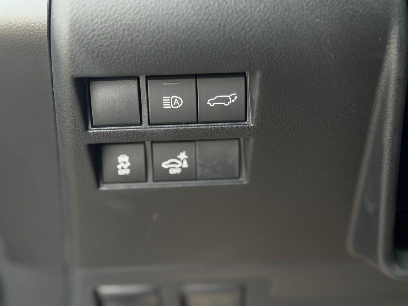 Toyota Land Cruiser GR-S 3.3L