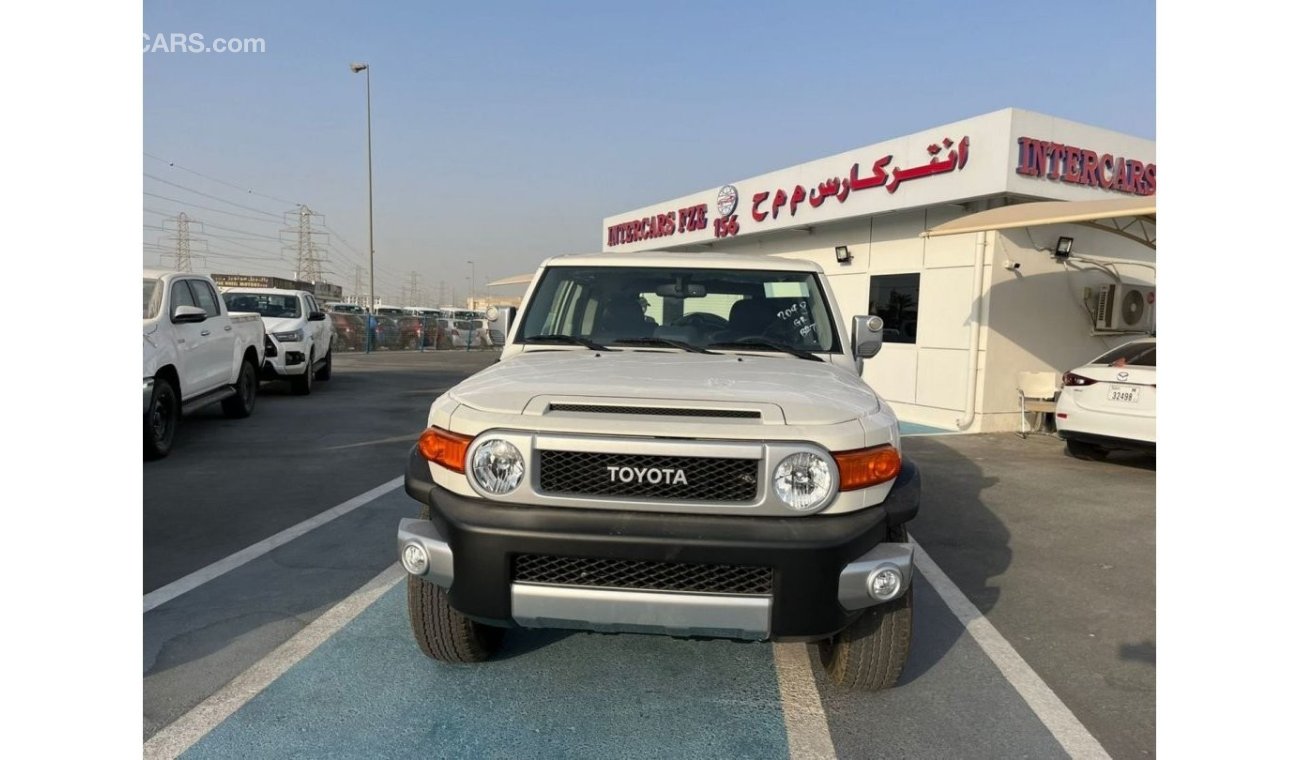 Toyota FJ Cruiser TOYOTA FJ CRUISER 4.0L 2022 WITH JBL SOUND