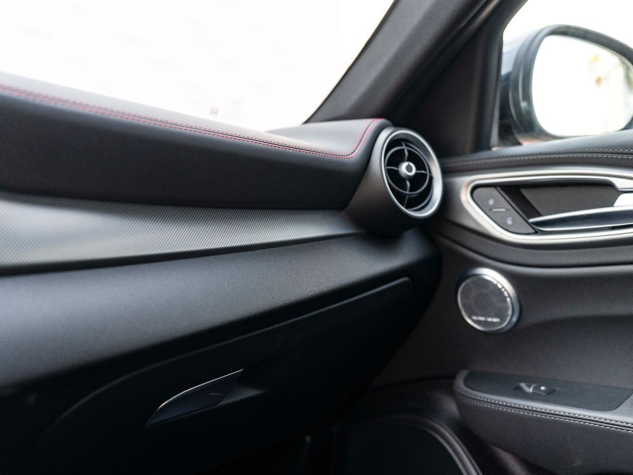 Alfa Romeo Giulia COMPETIZIONE SPECIAL SERIES MCA