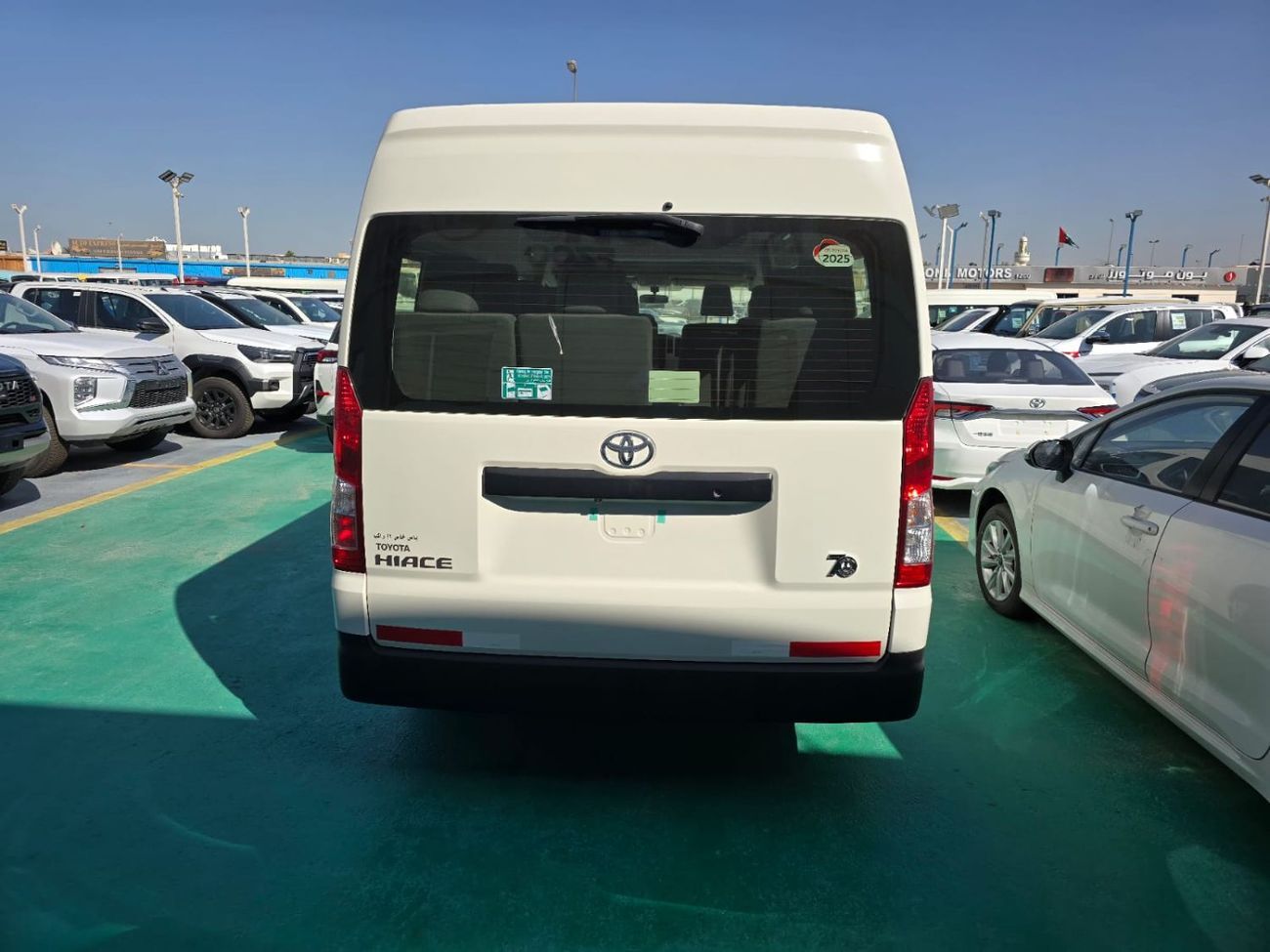 Toyota Hiace GLS - High Roof 3.5L
