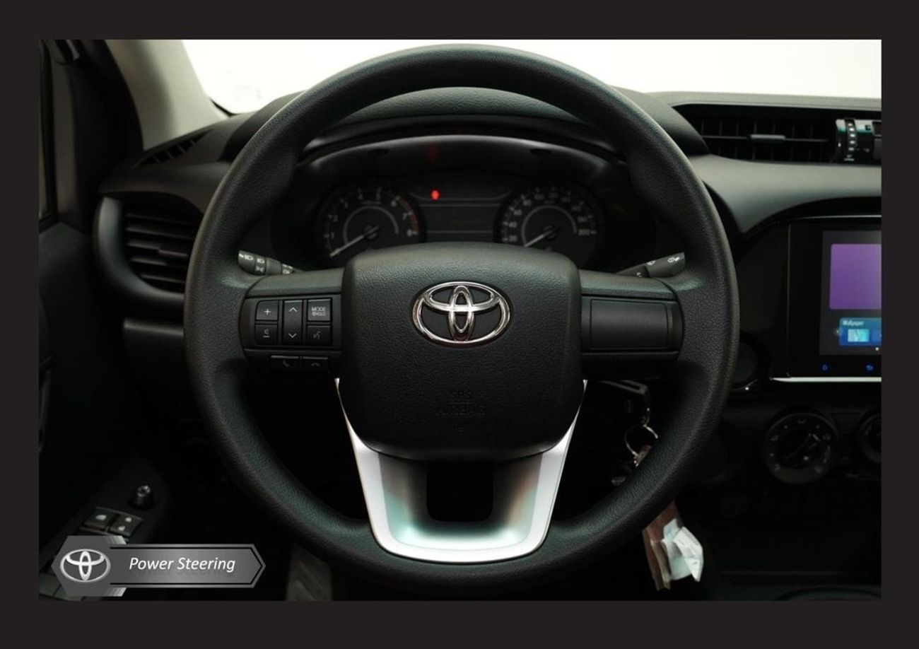 تويوتا هيلوكس