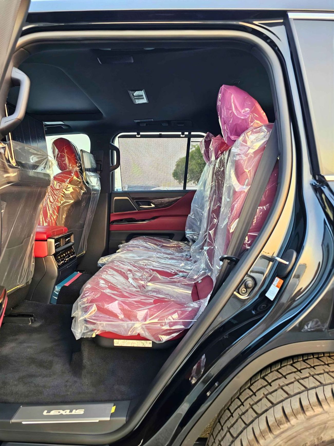 Lexus LX 700h HYBRID URBAN/3.5L PETROL/RADAR/SUNROOF/LEATHER WITH POWER SEATS/FULL OPTION (CODE # LX7HV)