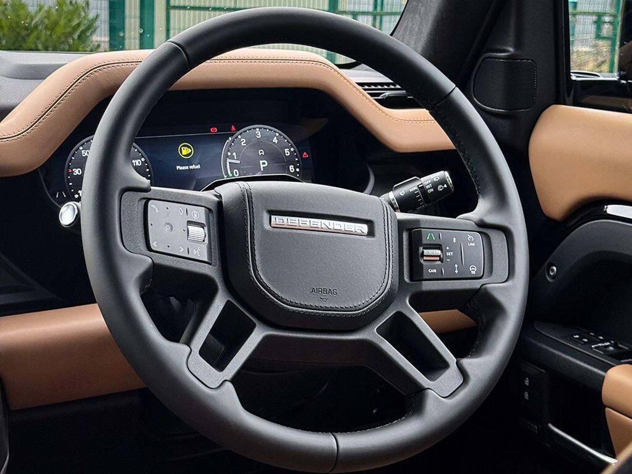 لاند روفر ديفندر 