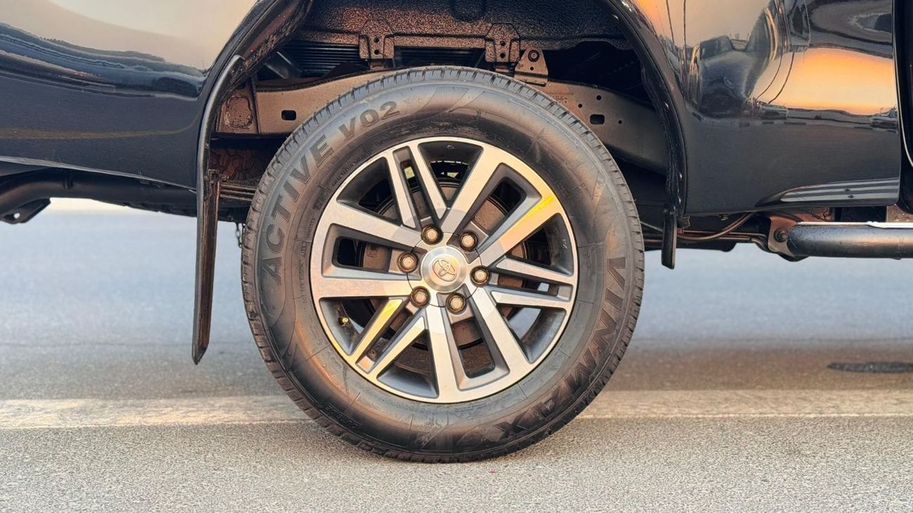 تويوتا هيلوكس 2018 HILUX SMART CAB – RHD | 4WD POWER | AUTO TRANS | CRUISE | ROLL BAR | ADVENTURE