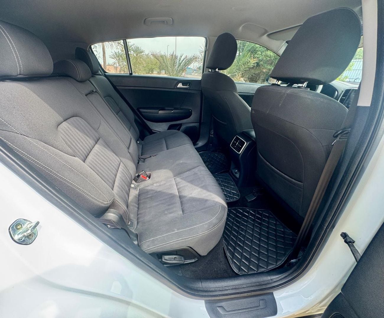 Kia Sportage LX 1.6L FWD 780x48- Monthly | GCC | Cruise, Camera, GPS l Accident Free