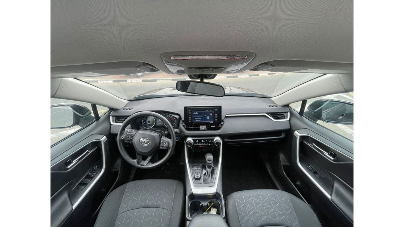 Toyota RAV4 2021 Toyota RAV4 XLE Hybrid Fuel 4x4 AWD - UAE PASS