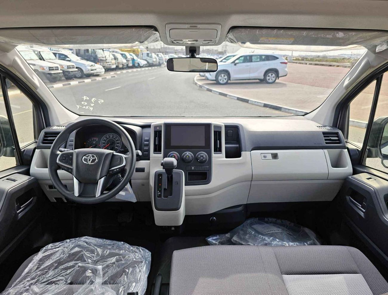 Toyota Hiace HIGHROOF CARGO / 3.5L V6 PETROL A/T NEW SHAPE (CODE # HPHRCRA)