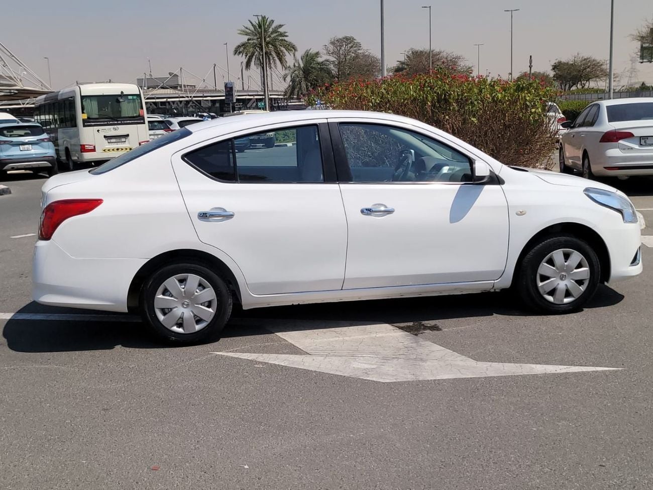 Nissan Sunny SV S 1.6L