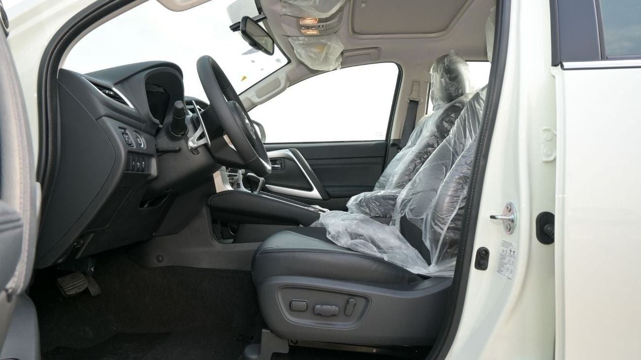 Mitsubishi Montero Sport Brand New Montero Sport 2025 Export 3.0L 4WD Petrol|White/Black|MONTEROSPORT-GLS-PREM-25|