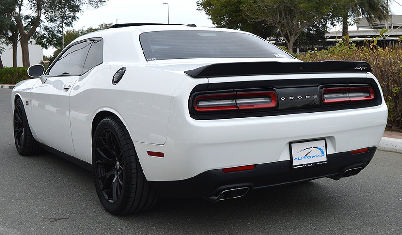 دودج تشالينجر 2015 SRT, 392 HEMI, 6.4L V8 GCC with 2 Years or 100,000km Warranty