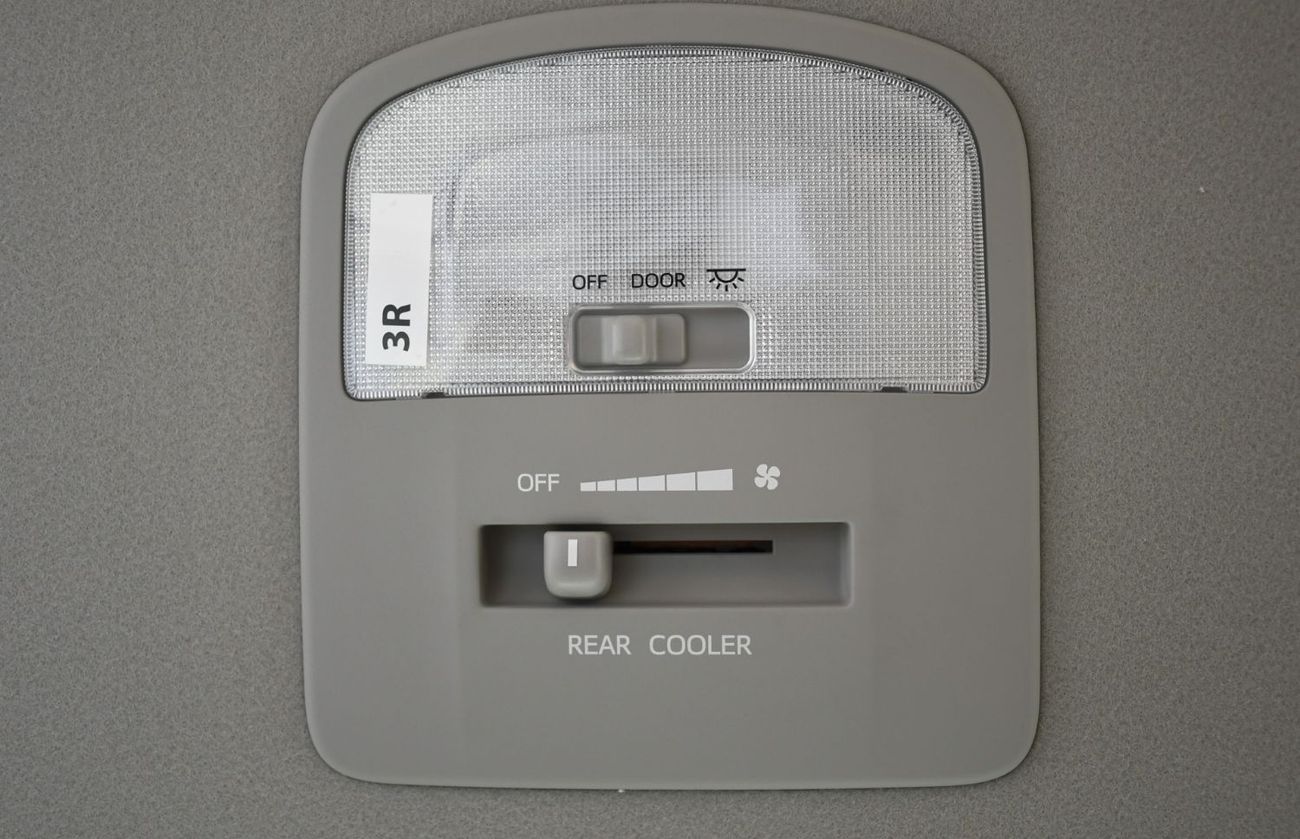 تويوتا فورتونر 2.4L  V4 Diesel Automatic 4x4WD (Ready Stock)