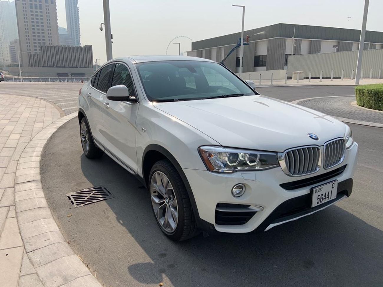 Used BMW X4 2018 for sale in Dubai - 876548