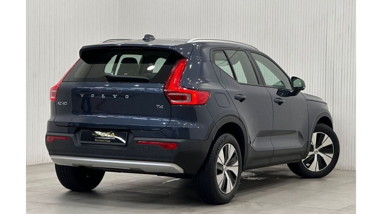 Volvo XC40 T4 R Design 2022 Volvo XC40 T4, Jan 2025 Volvo Warranty, Low Kms, GCC