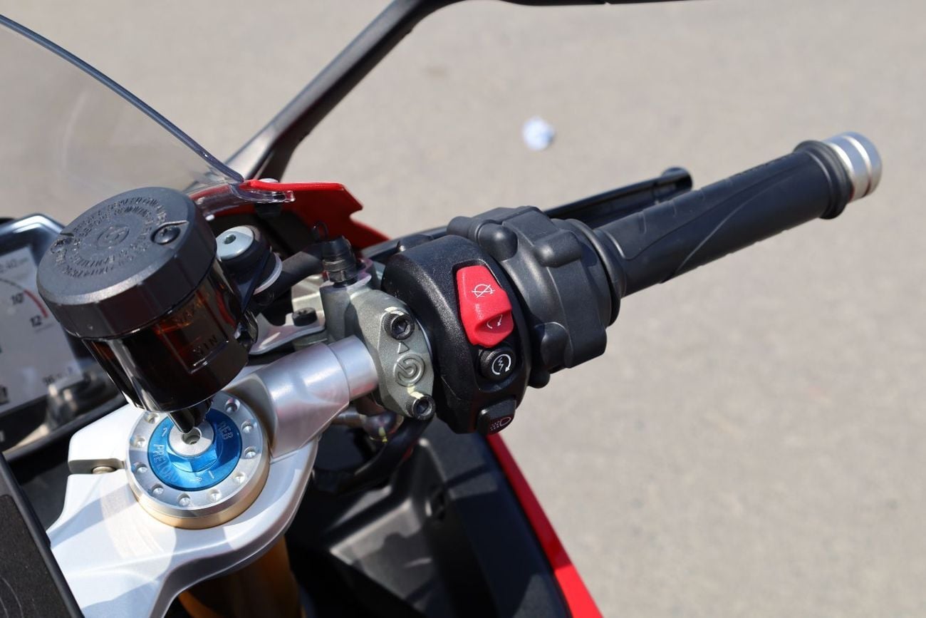 Ducati Panigale V4 S Pristine 2025 Ducati Panigale V2S | GCC | Under Warranty  Experience the peak of Italian performance