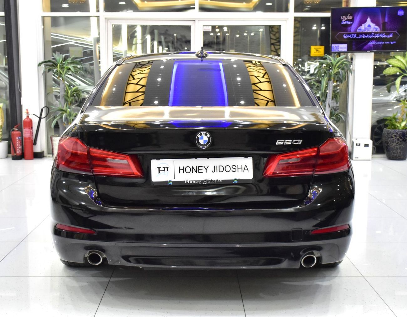 BMW 520i EXCELLENT DEAL for our BMW 520i ( 2019 Model ) in Black Color European Specs