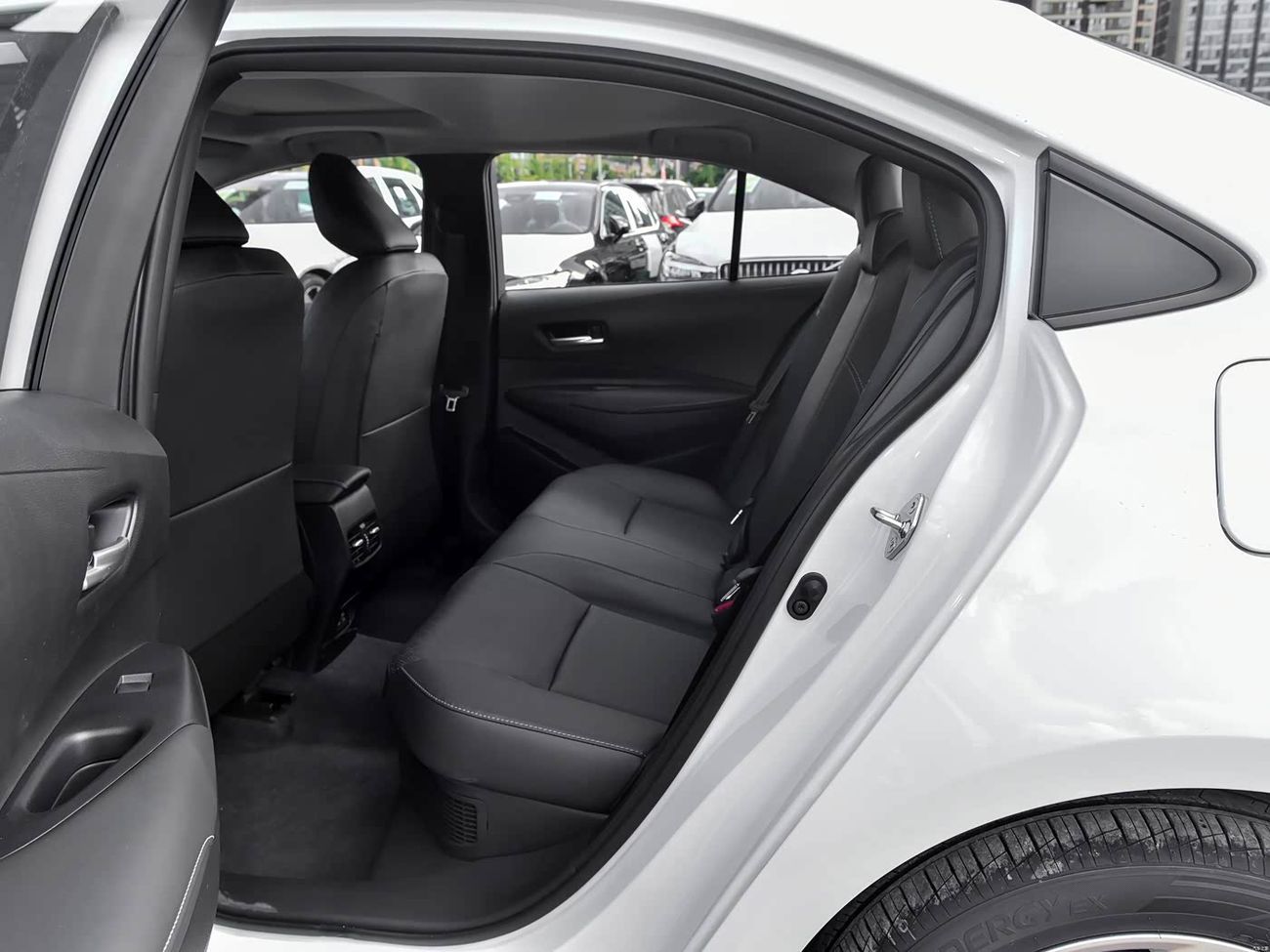 Toyota Corolla Corolla 1.8L Hybrid Dual Engine Elite Edition with Sunroof | For Export