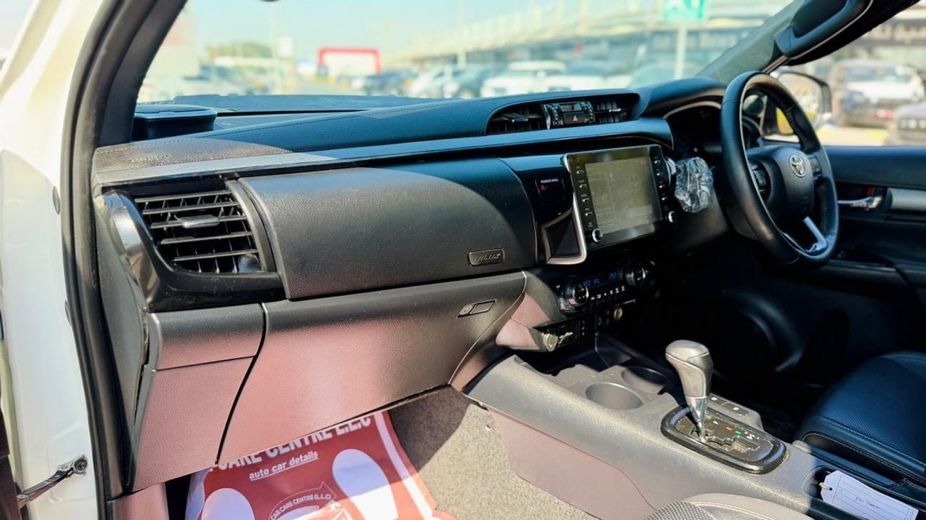 Toyota Hilux GR KITT install