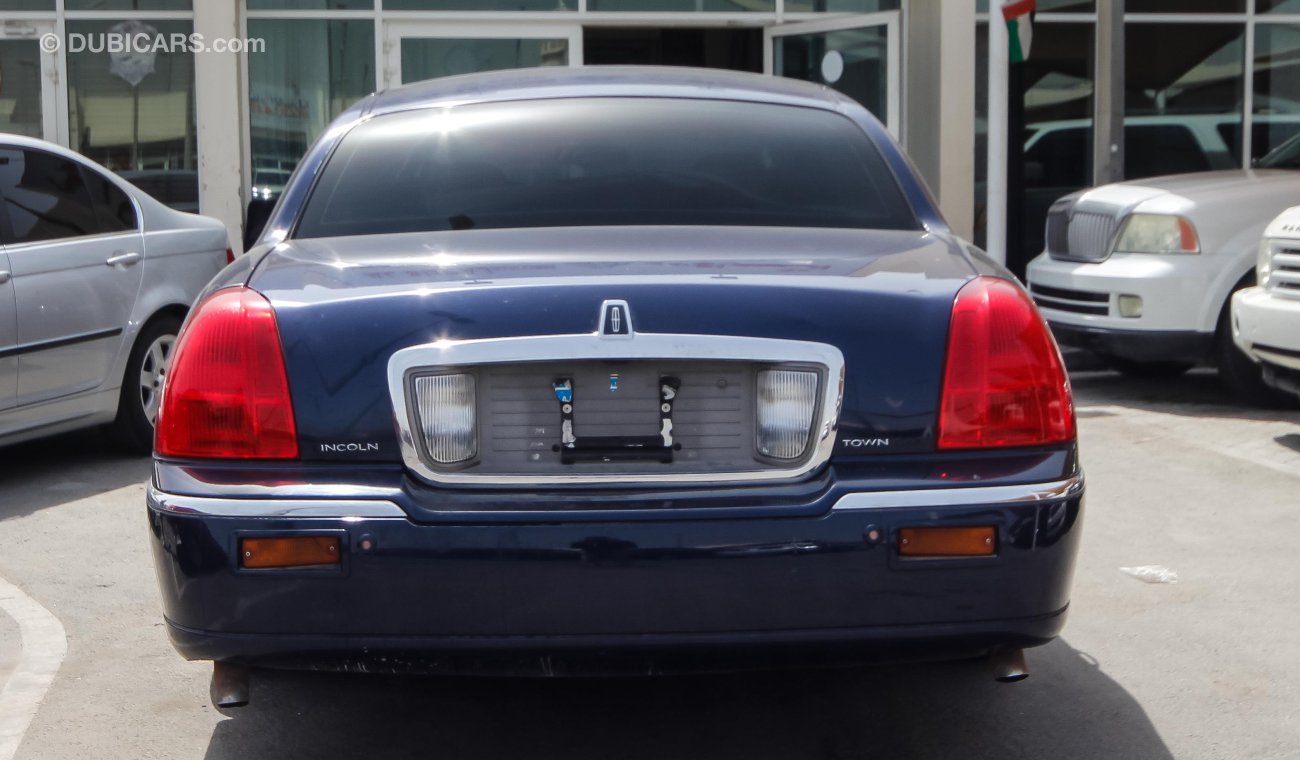 Lincoln Town Car