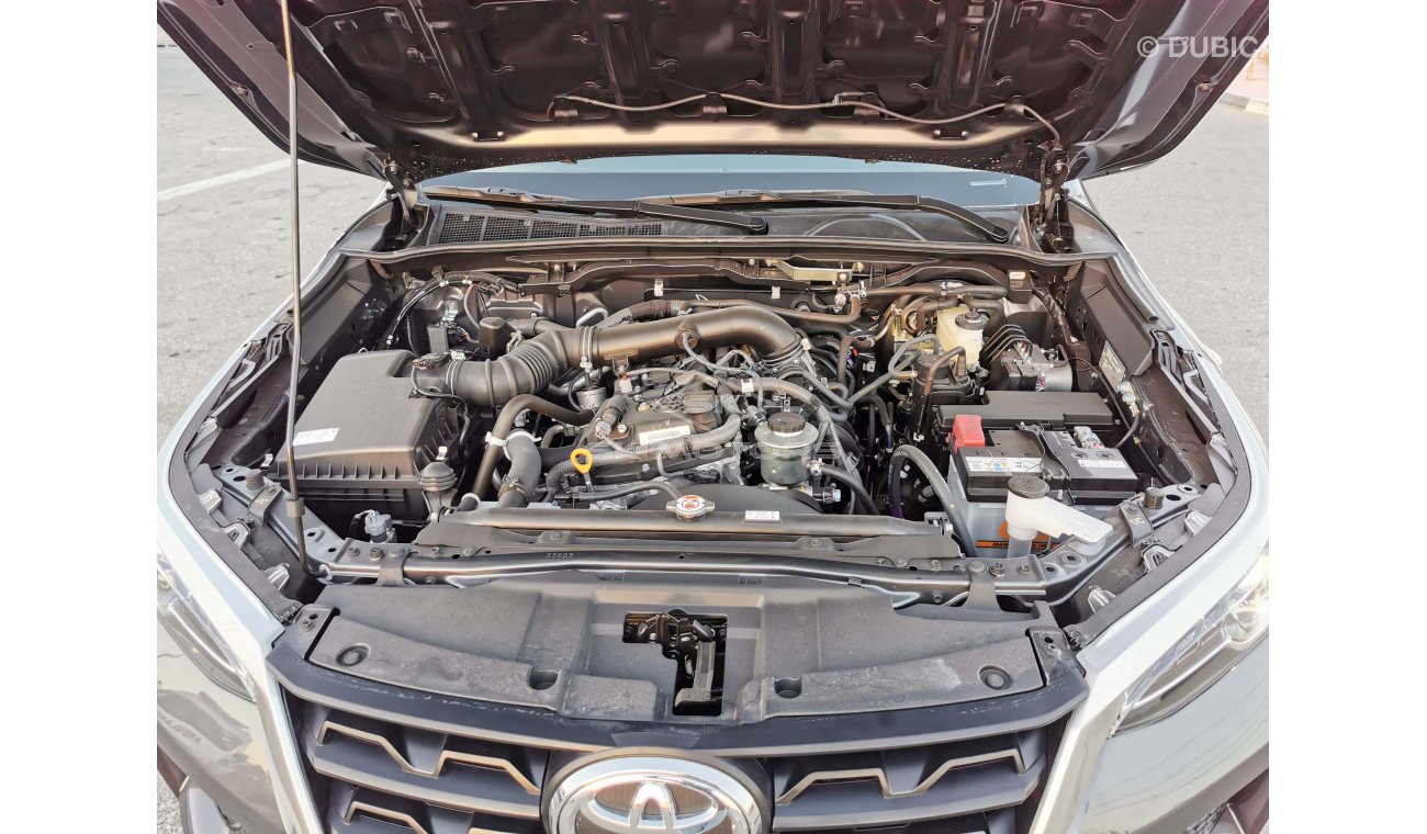 Toyota Fortuner 2.7L Petrol, Alloy Rims, DVD Camera, Rear A/C ( CODE # TFFO03)