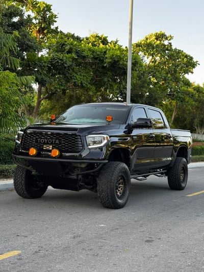 Toyota Tundra VTI CLOTH Std 5.7L