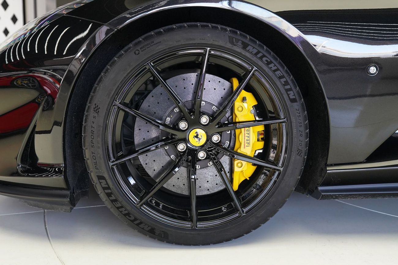 فيراري 812 GTS