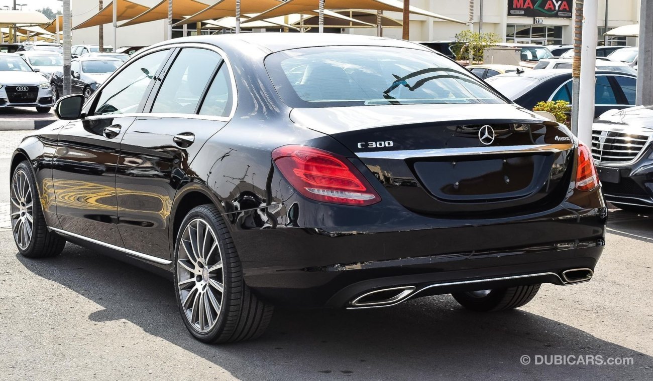 مرسيدس بنز C 300 4 Matic