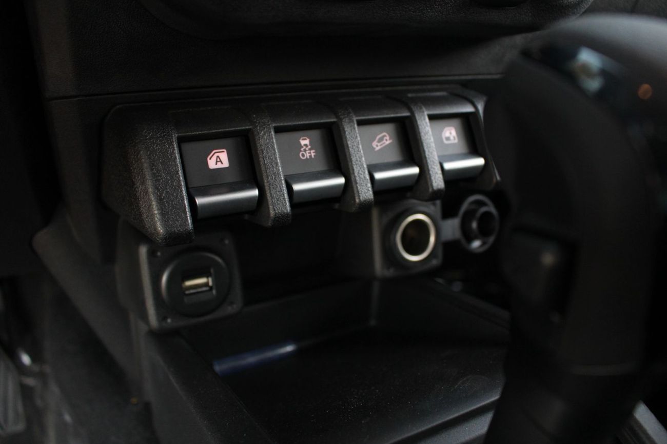 Suzuki Jimny LHD - SUZUKI JIMNY 1.5L PETROL 4WD 5DOOR GLX AUTOMATIC