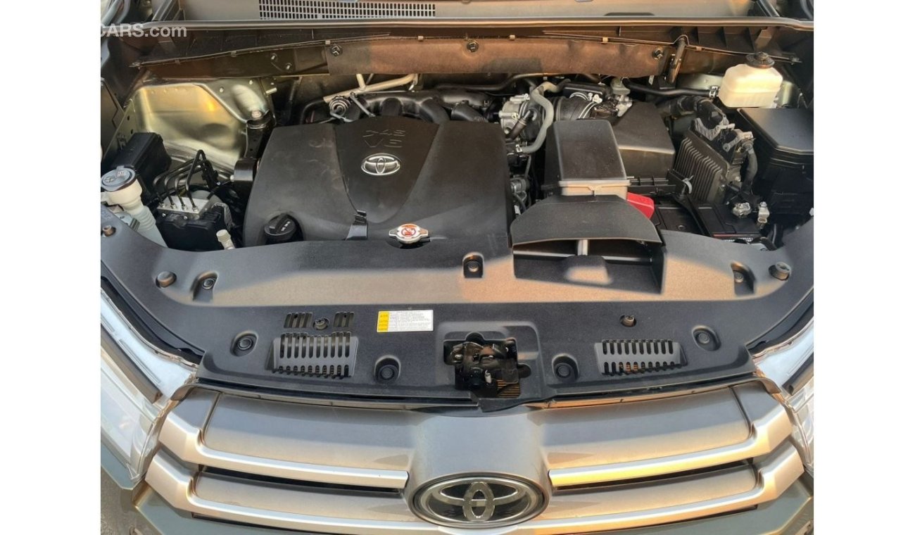 تويوتا هايلاندر 2019 Toyota Highlander LE MidOption+ / EXPORT ONLY/ فقط للتصدير