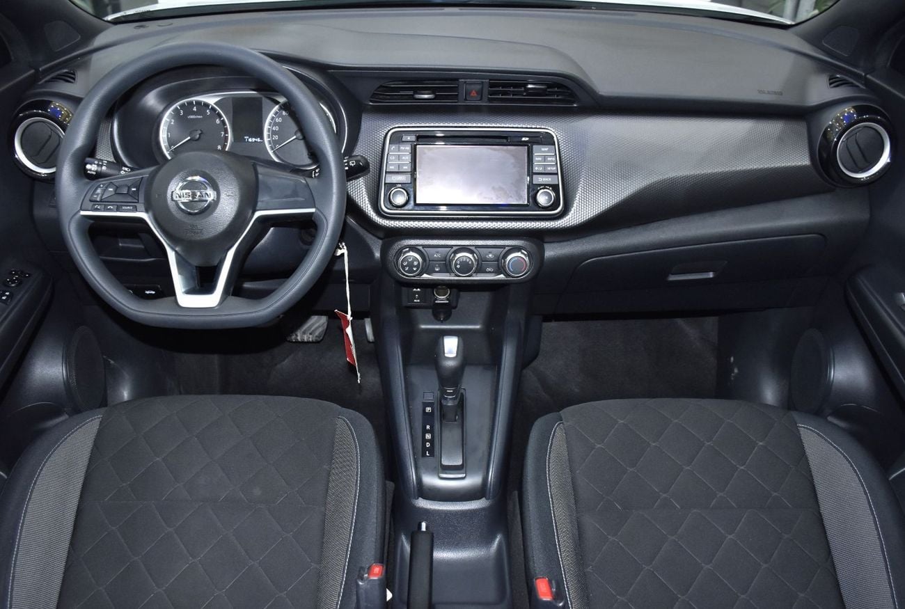 Nissan Kicks SV EXCELLENT DEAL for our Nissan Kicks ( 2017 Model ) in Silver Color GCC Specs