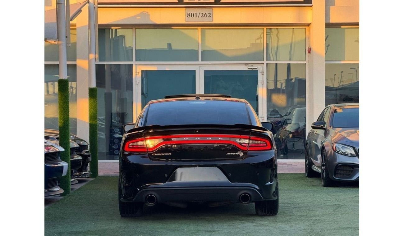دودج تشارجر DODGE CHARGER SRT HELLCAT 707 HP GCC 2016 FULL OPTION PERFECT CONDITION