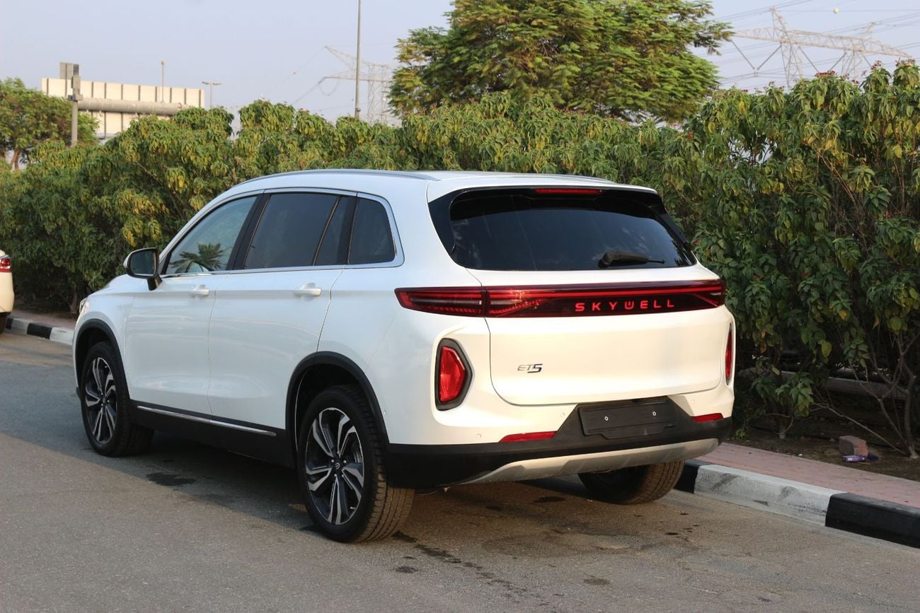 سكاي ول ET5 COMFORT FULL ELECTRIC 2023 BRAND NEW GULF SPACE 3 YEAR WARRANTY