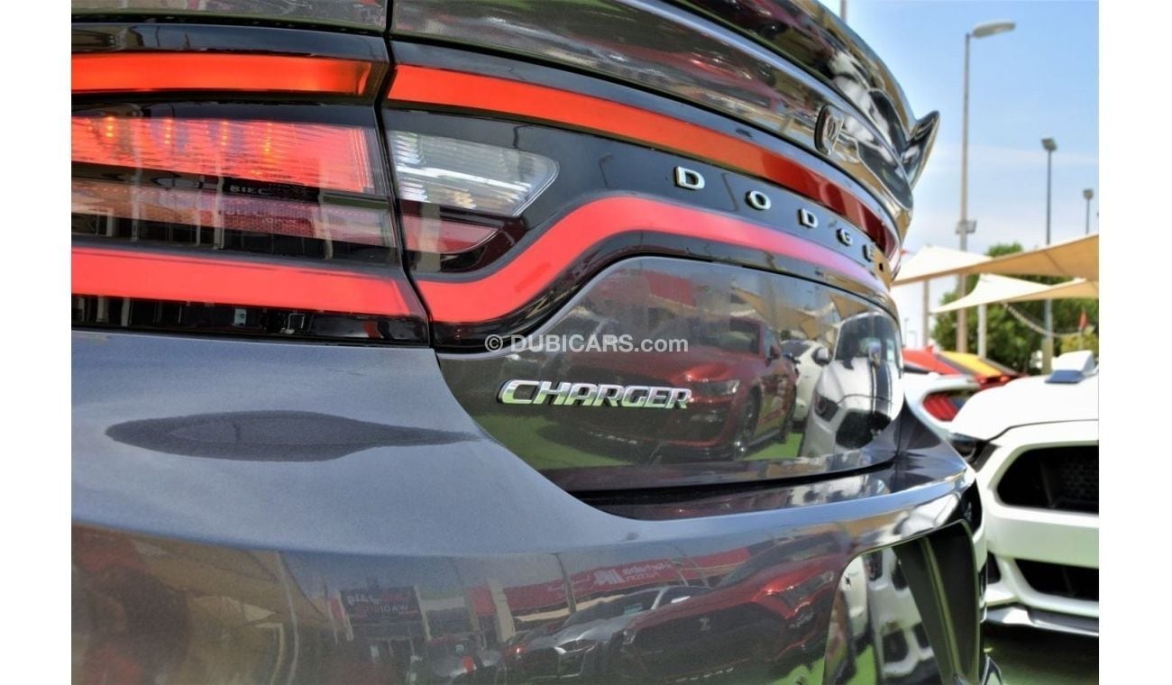 Dodge Charger 3.6L SXT (Mid) CHARGER /SRT KIT*WIDE BODY/SUN ROOF/ORIGINAL AIR BAGS