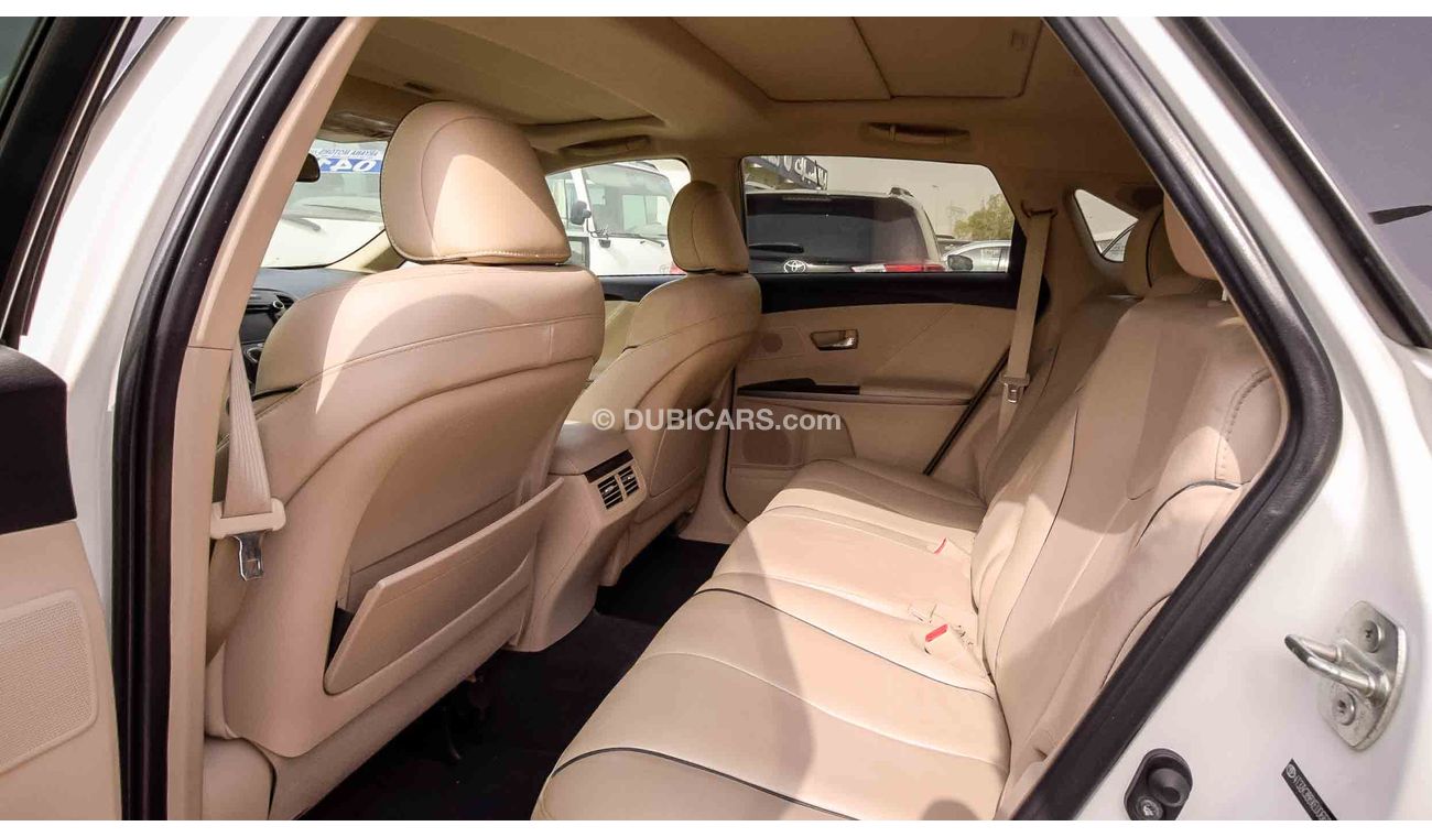 Toyota Venza XLE  FULL OPTION
