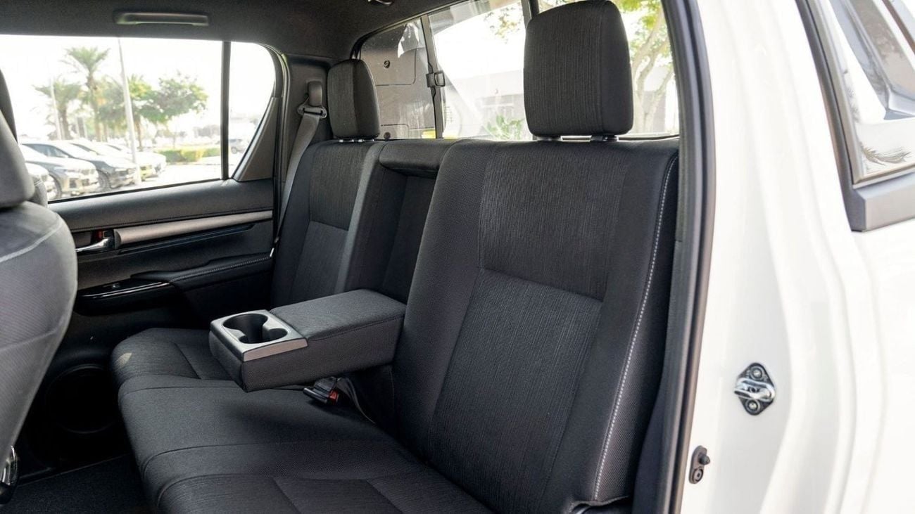 تويوتا هيلوكس ADVENTURE TOYOTA HILUX DC ADVENTURE 2.8D AT 4X4 MY2025