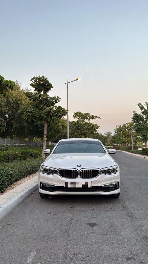 BMW 540i LUXURY
