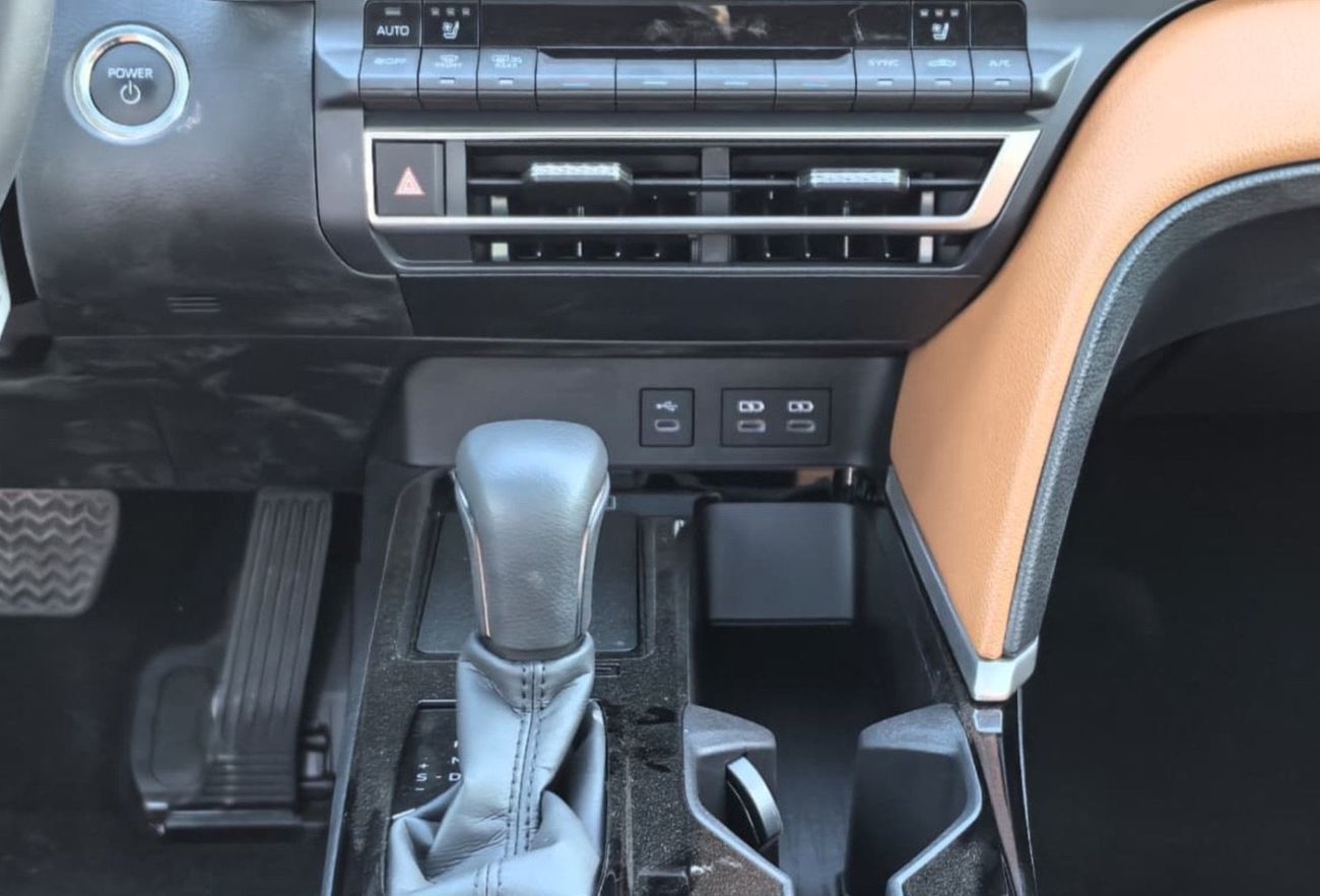 Toyota Camry TOYOTA CAMRY LUMIERE 2.5L HYBRID FWD CVT TRANSMISSION 2025