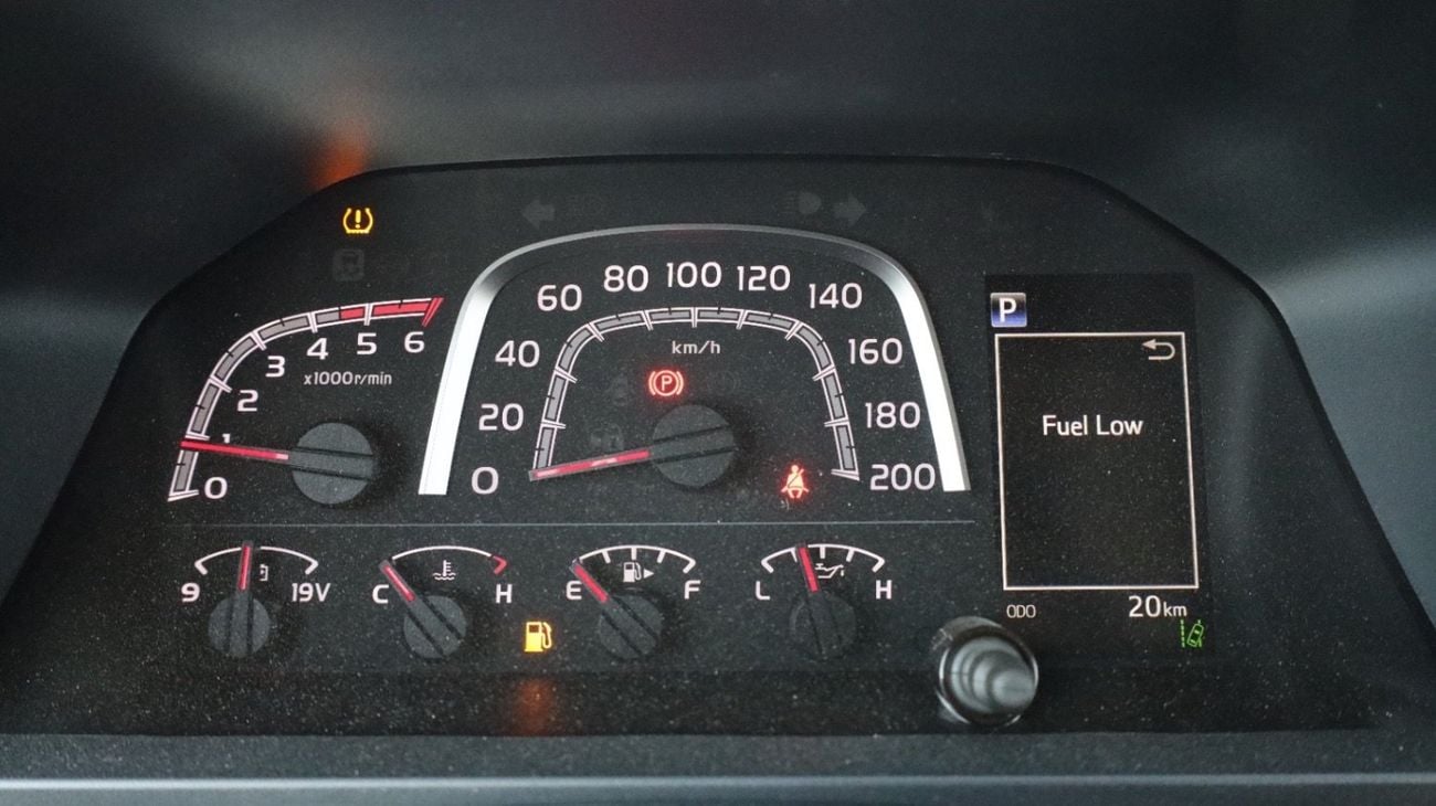 تويوتا لاند كروزر 70 LX 2.8L