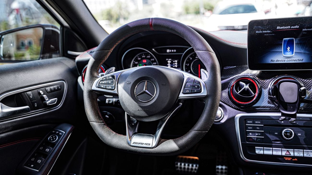 Mercedes Benz GLA 45 AMG STD 2.0L